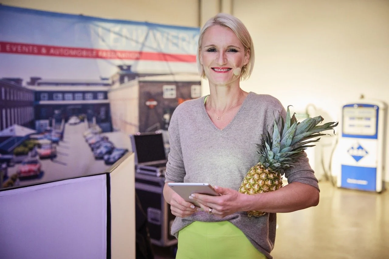 Henriette Frädrich als Keynote-Speakerin bei der BIEpulsiv 2023 im Lenkwerk Bielefeld · Foto: Hirschmeier Media